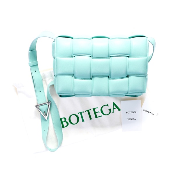 BOTTEGA VENETA blue leather PADDED CASSETTE Crossbody Shoulder Bag. Never Worn - Picture 1 of 10